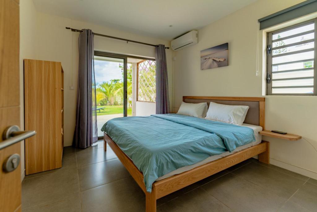 Stella Marris Beachfront Villa Pointe aux Sable Exterior photo