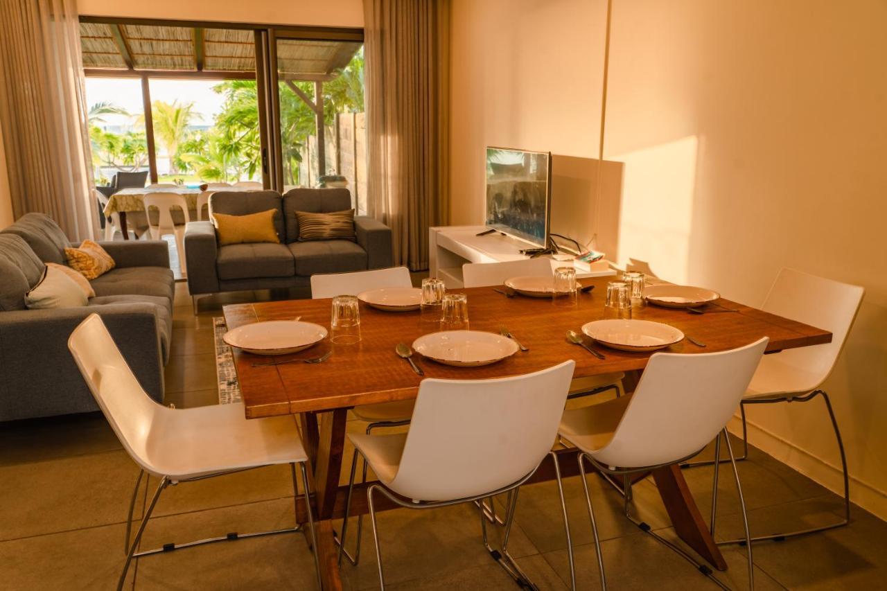 Stella Marris Beachfront Villa Pointe aux Sable Exterior photo